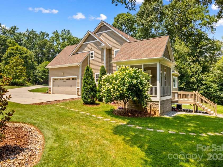 168 Monarch Lane, Mooresville, NC 28115.  MLS# CAR4283709, YatesRealty ID 27733. 