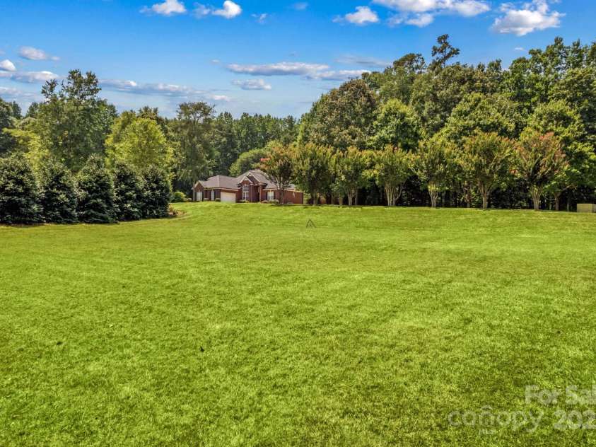 168 Monarch Lane, Mooresville, NC 28115.  MLS# CAR4283709, YatesRealty ID 27733. 