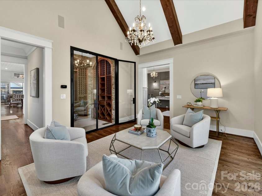 221 Anthony Circle, Charlotte, NC 28211.  MLS# CAR4389222, YatesRealty ID 27733. 