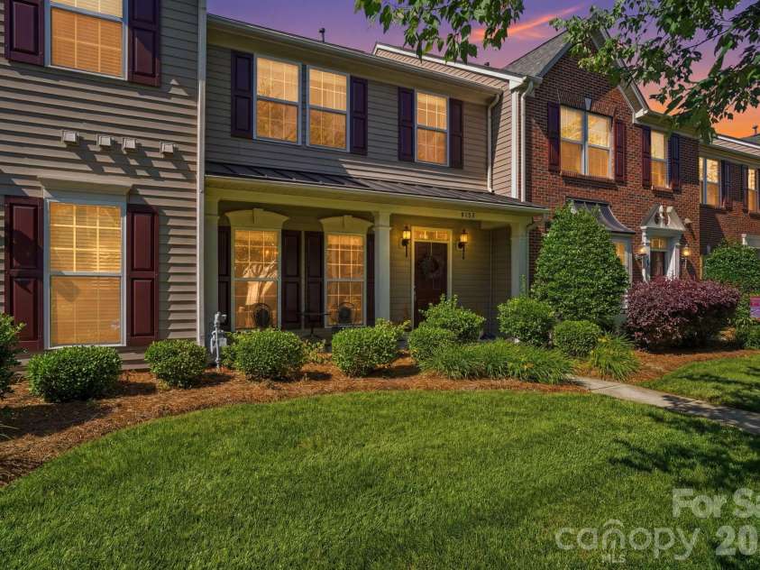 8157 Bridgegate Drive, Huntersville, NC 28078.  MLS# CAR4389686, YatesRealty ID 27734. 