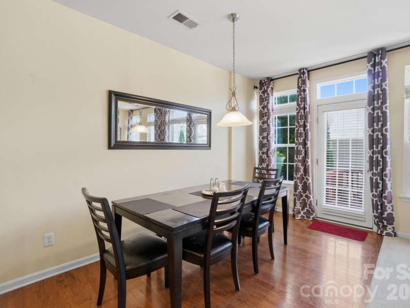 8157 Bridgegate Drive, Huntersville, NC 28078.  MLS# CAR4389686, YatesRealty ID 27734. 