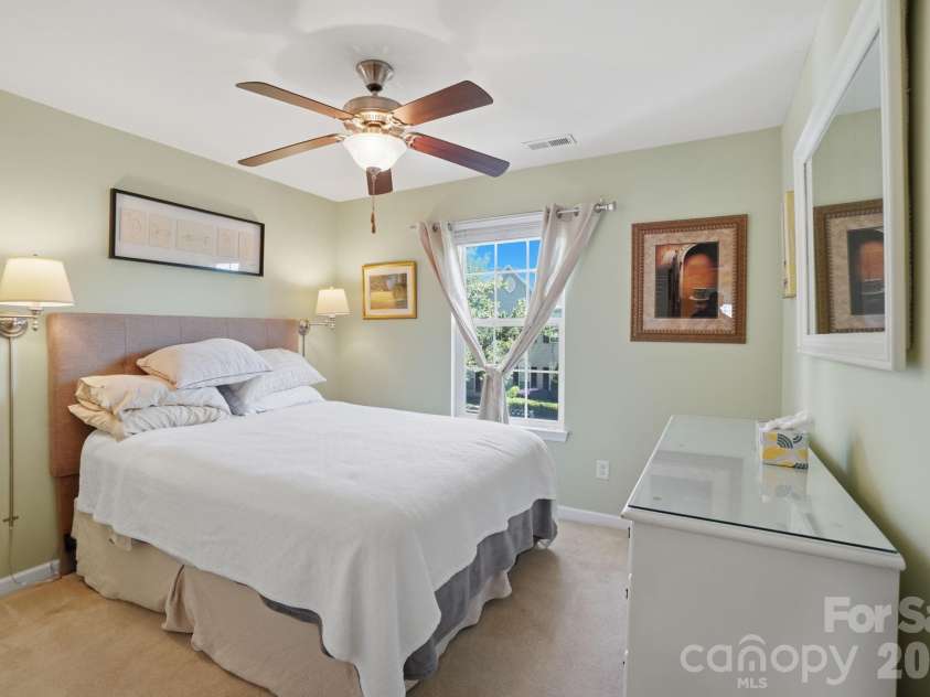 8157 Bridgegate Drive, Huntersville, NC 28078.  MLS# CAR4389686, YatesRealty ID 27734. 