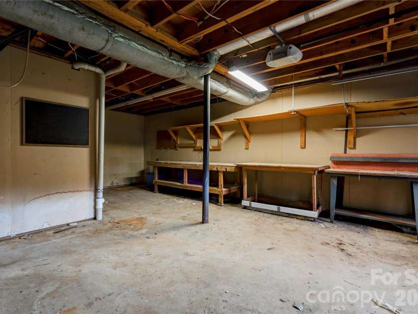 3016 Longwood Drive, Shelby, NC 28152.  MLS# CAR4389527, YatesRealty ID 27735.  Basement