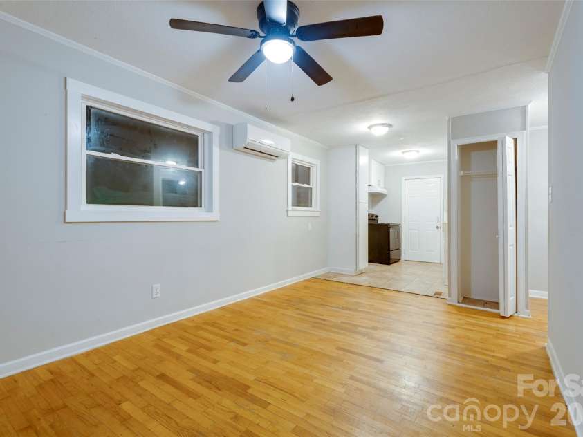 1813 Younger Avenue, Statesville, NC 28677.  MLS# CAR4384738, YatesRealty ID 27736. 