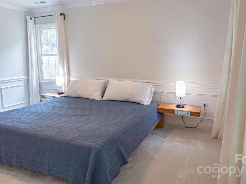 3008 Heathcroft Court, Charlotte, NC 28269.  MLS# CAR4269502, YatesRealty ID 27736. Primary Bedroom