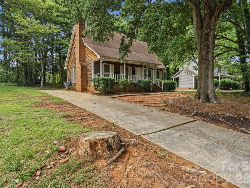 4459 Fair Springs Road, Charlotte, NC 28227.  MLS# CAR4388593, YatesRealty ID 27739. 