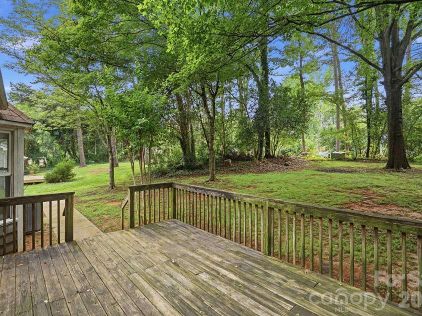 4459 Fair Springs Road, Charlotte, NC 28227.  MLS# CAR4388593, YatesRealty ID 27739. 