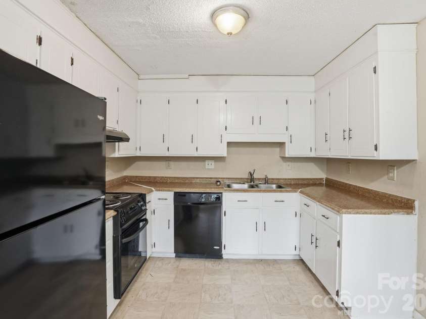 4459 Fair Springs Road, Charlotte, NC 28227.  MLS# CAR4388593, YatesRealty ID 27739. 