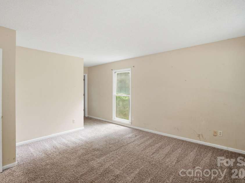 4459 Fair Springs Road, Charlotte, NC 28227.  MLS# CAR4388593, YatesRealty ID 27739. 