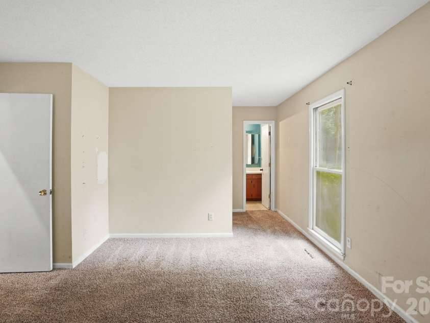4459 Fair Springs Road, Charlotte, NC 28227.  MLS# CAR4388593, YatesRealty ID 27739. 