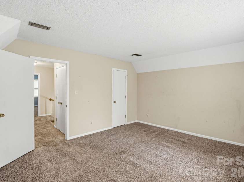 4459 Fair Springs Road, Charlotte, NC 28227.  MLS# CAR4388593, YatesRealty ID 27739. 