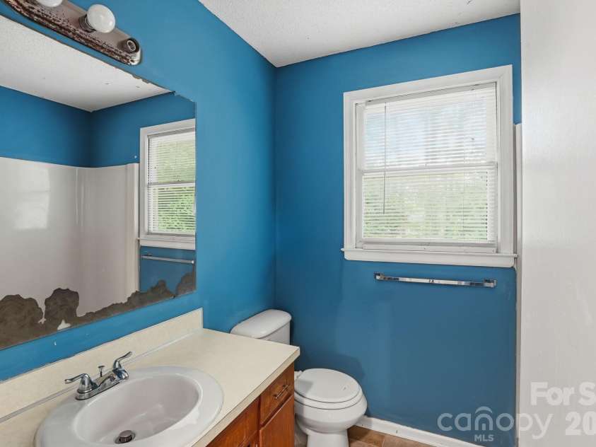 4459 Fair Springs Road, Charlotte, NC 28227.  MLS# CAR4388593, YatesRealty ID 27739. 