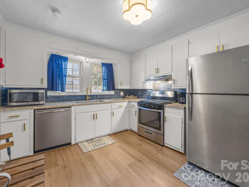 145 Saint Charles Avenue, Concord, NC 28025.  MLS# CAR4333092, YatesRealty ID 2774. 
