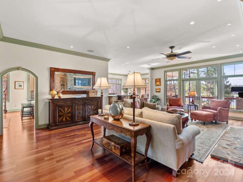 29 Elkton Drive, Pinehurst, NC 28374.  MLS# CAR4084477, YatesRealty ID 2774. 