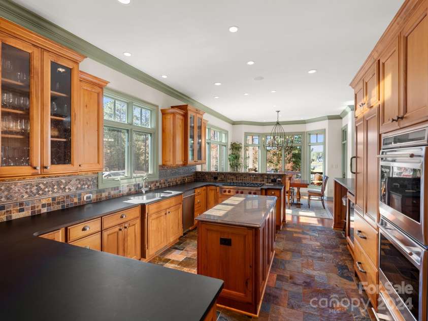 29 Elkton Drive, Pinehurst, NC 28374.  MLS# CAR4084477, YatesRealty ID 2774. 