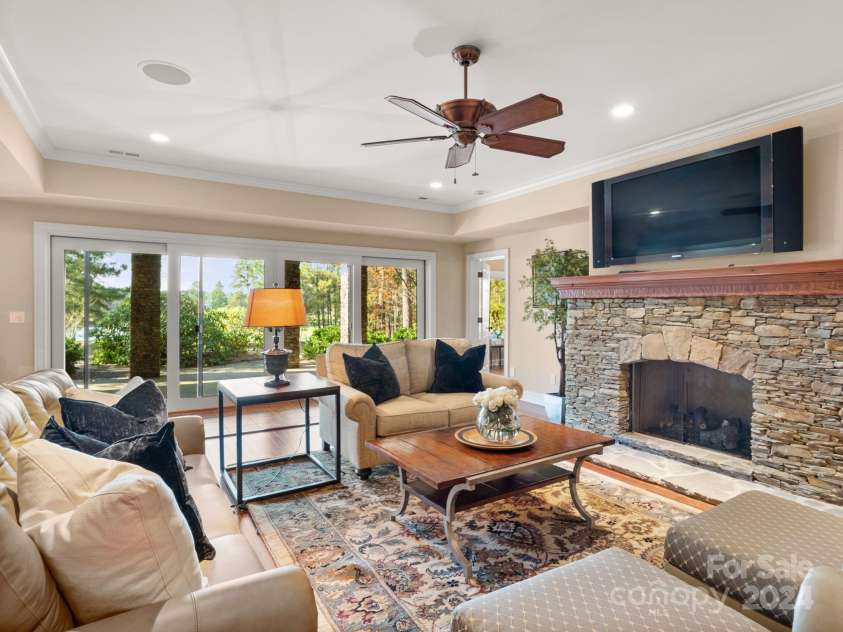 29 Elkton Drive, Pinehurst, NC 28374.  MLS# CAR4084477, YatesRealty ID 2774. 