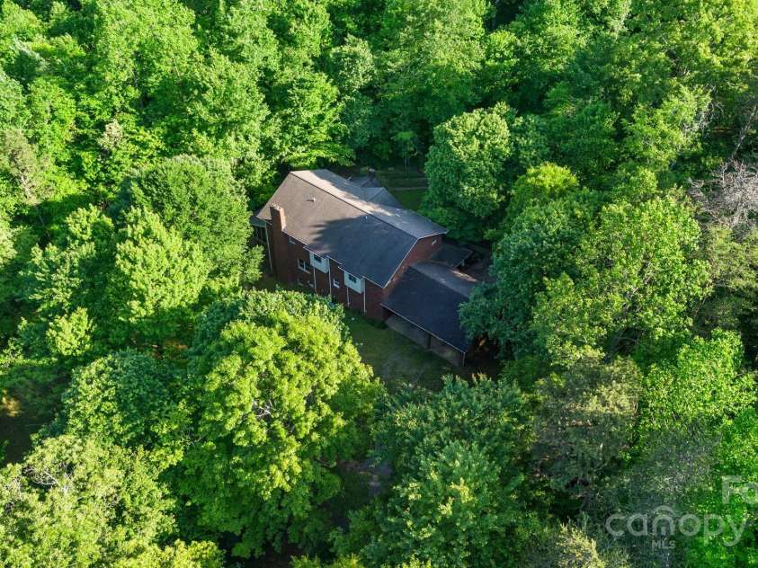 332 York Spann Road, Hamptonville, NC 27020.  MLS# CAR4252945, YatesRealty ID 27740. 