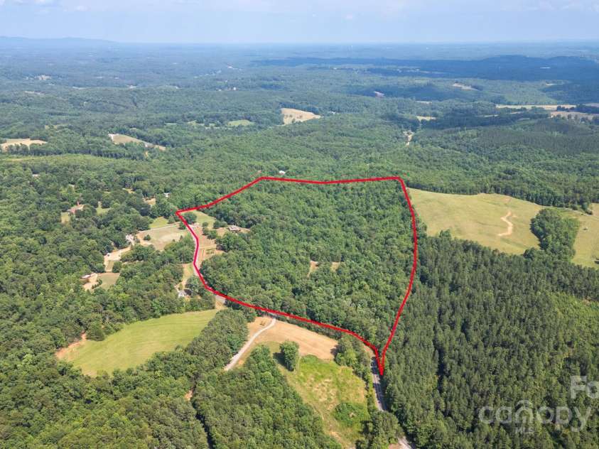 781 Freemantown Road, Rutherfordton, NC 28139.  MLS# CAR4277592, YatesRealty ID 27742. 