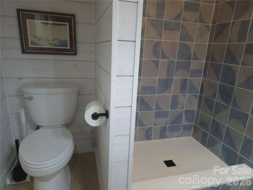 826 Shumont Road, Black Mountain, NC 28711.  MLS# CAR4389740, YatesRealty ID 27742. 