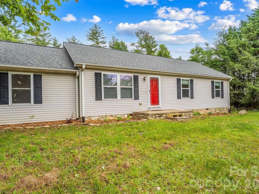 2610 Bear Creek Road, Marshall, NC 28753.  MLS# CAR4388786, YatesRealty ID 27743. 