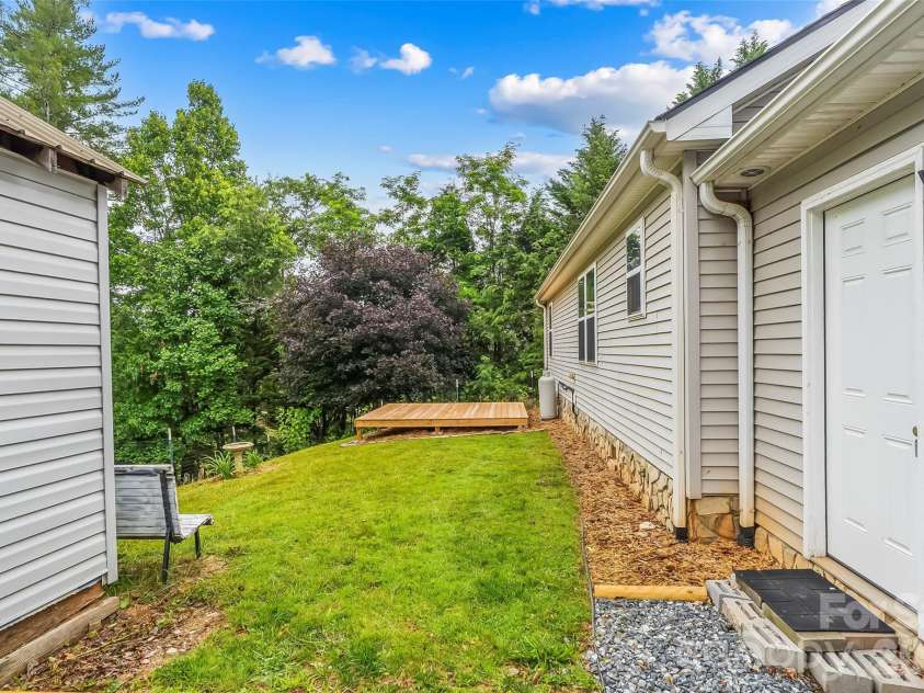 2610 Bear Creek Road, Marshall, NC 28753.  MLS# CAR4388786, YatesRealty ID 27743. 