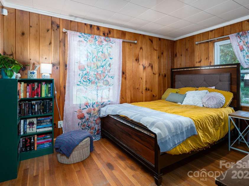 411 Arlington Street, Forest City, NC 28043.  MLS# CAR4282172, YatesRealty ID 27743. 