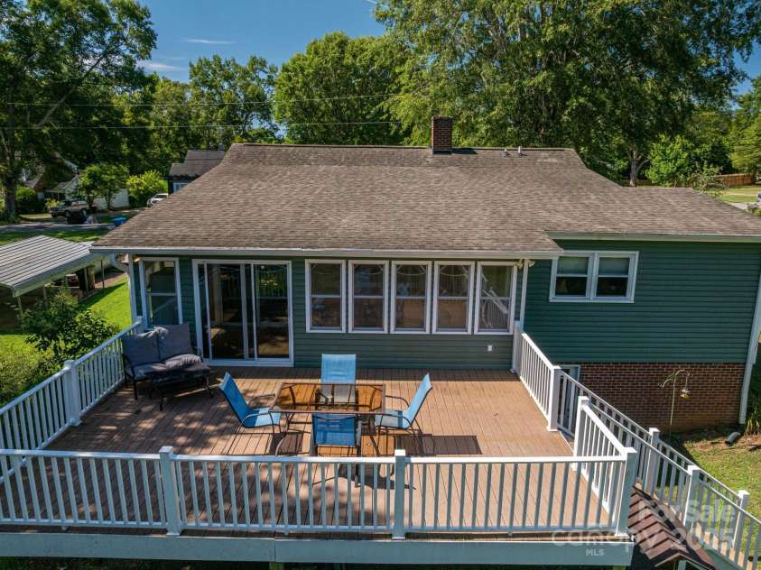 411 Arlington Street, Forest City, NC 28043.  MLS# CAR4282172, YatesRealty ID 27743. 