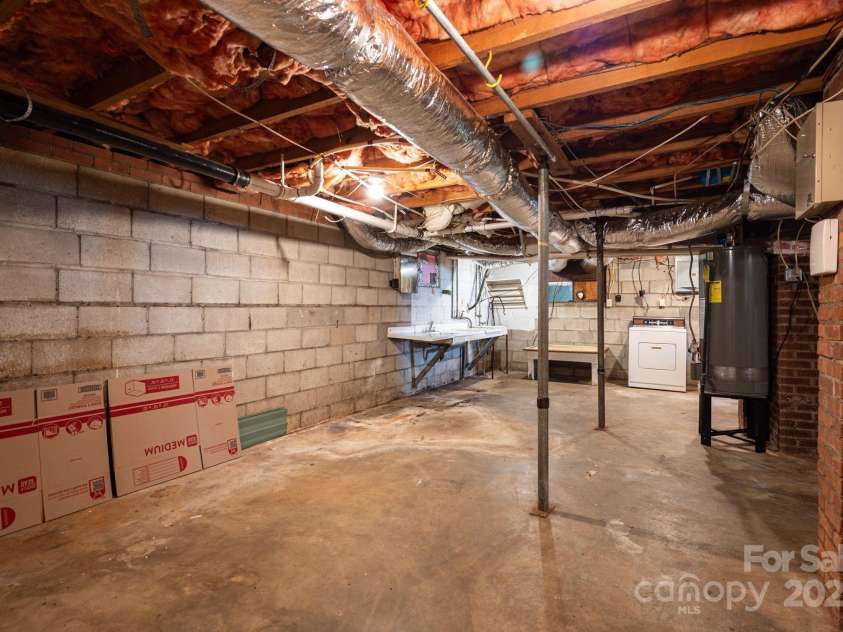 411 Arlington Street, Forest City, NC 28043.  MLS# CAR4282172, YatesRealty ID 27743. 