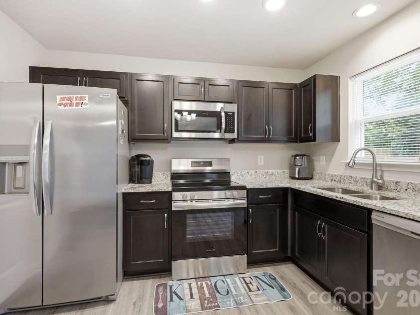 132 Billy Goat Court, Lexington, NC 27292.  MLS# CAR4389805, YatesRealty ID 27744. 