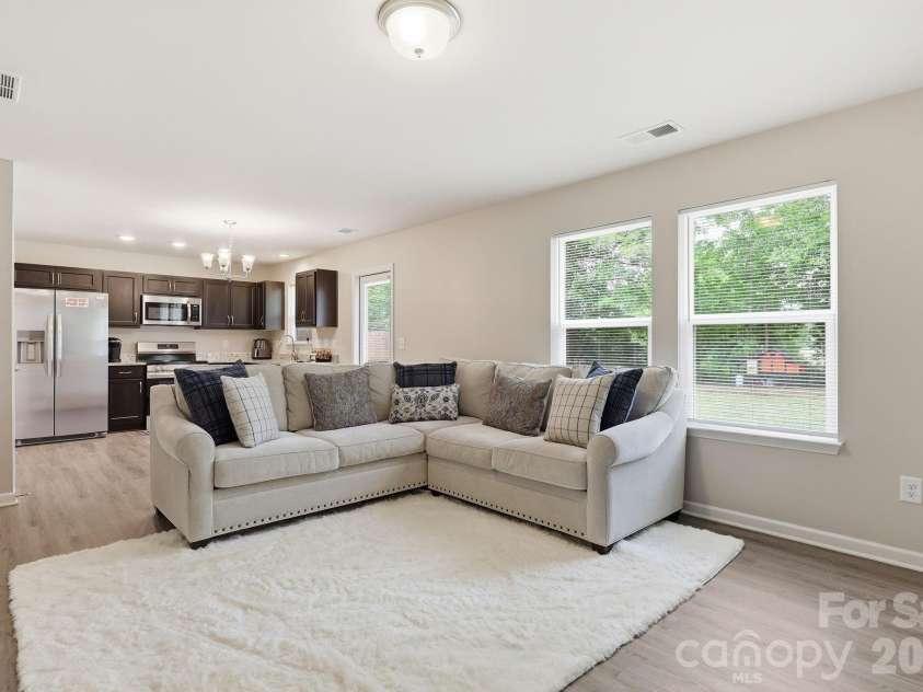 132 Billy Goat Court, Lexington, NC 27292.  MLS# CAR4389805, YatesRealty ID 27744. 
