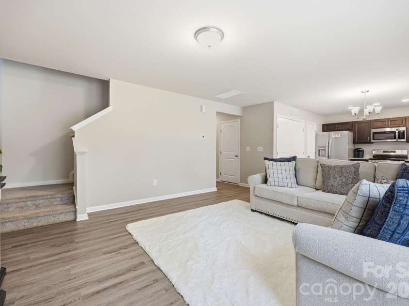 132 Billy Goat Court, Lexington, NC 27292.  MLS# CAR4389805, YatesRealty ID 27744. 