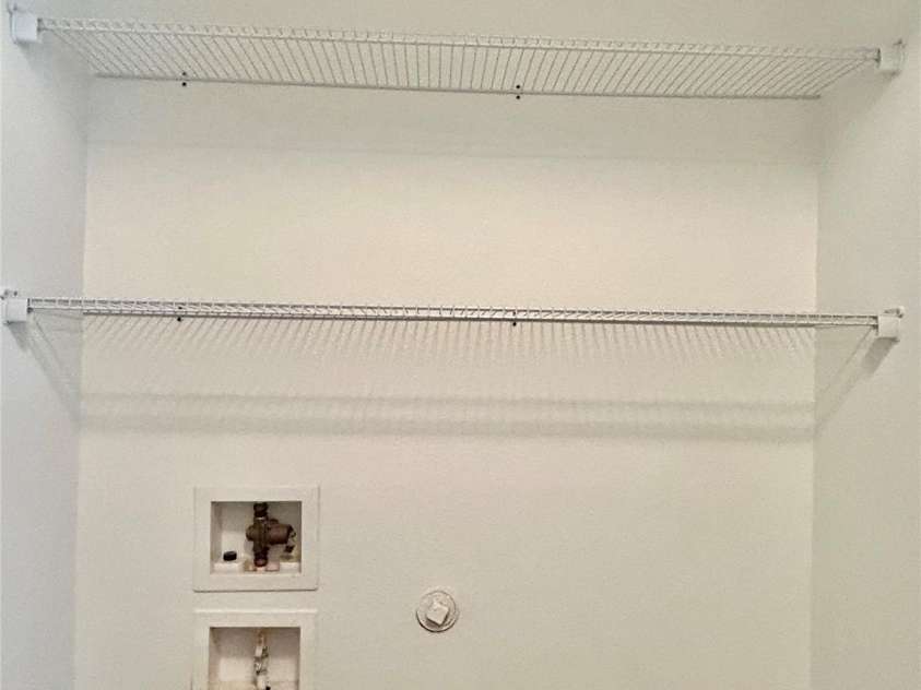 2927 Meadow Knoll Drive, Charlotte, NC 28269.  MLS# CAR4269568, YatesRealty ID 27745. 