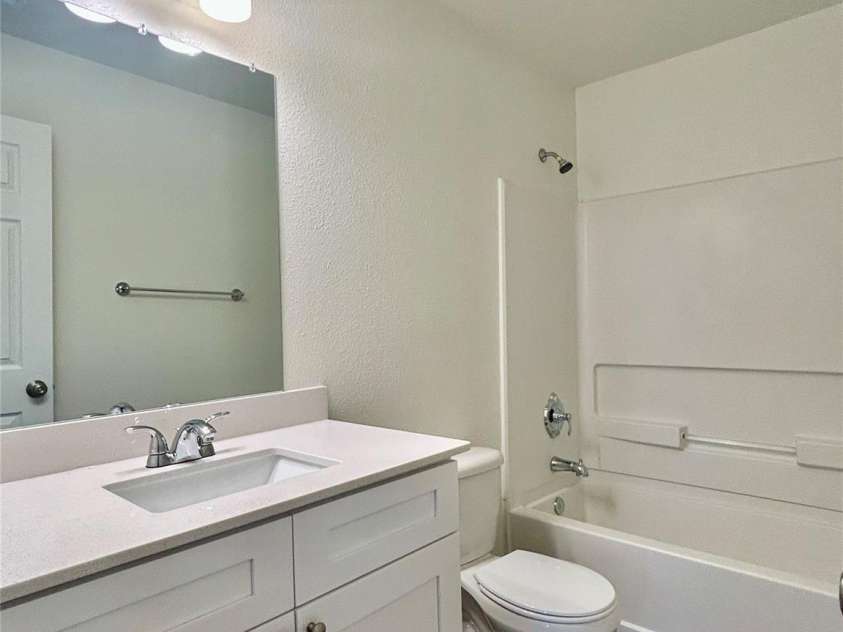 2927 Meadow Knoll Drive, Charlotte, NC 28269.  MLS# CAR4269568, YatesRealty ID 27745. 