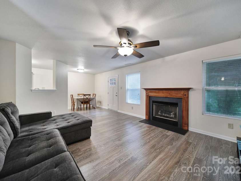 374 Morning Dew Drive, Concord, NC 28025.  MLS# CAR4277123, YatesRealty ID 27746. Family Room