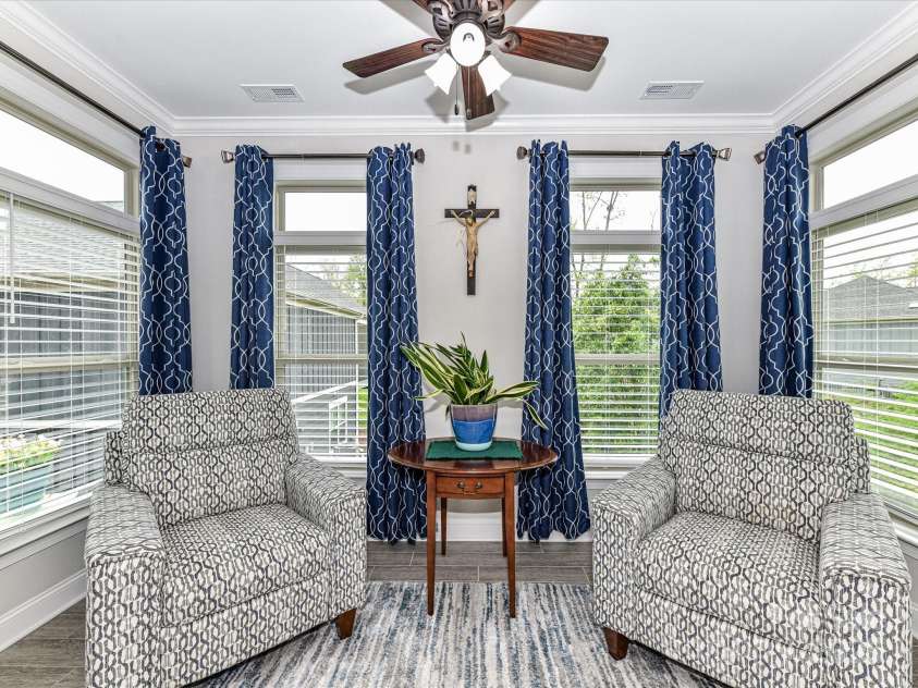 1805 Axholme Court, Waxhaw, NC 28173.  MLS# CAR4298904, YatesRealty ID 27747. Primary BR Sitting Area
