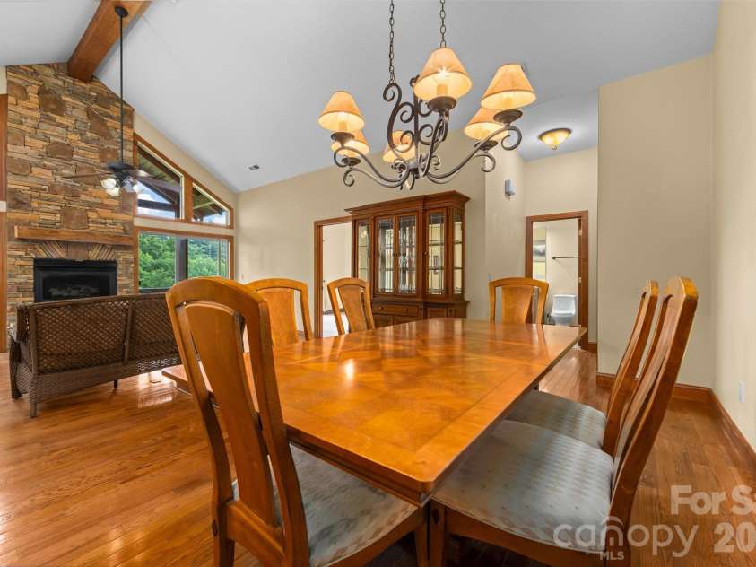 226 Sawgrass Drive, Whittier, NC 28789.  MLS# CAR4389476, YatesRealty ID 27747. 