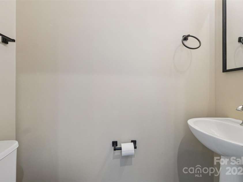 5037 Patton Drive, Cramerton, NC 28056.  MLS# CAR4276602, YatesRealty ID 27748. 