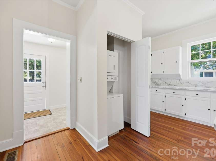 812 4th Street, Albemarle, NC 28001.  MLS# CAR4389806, YatesRealty ID 27748. 