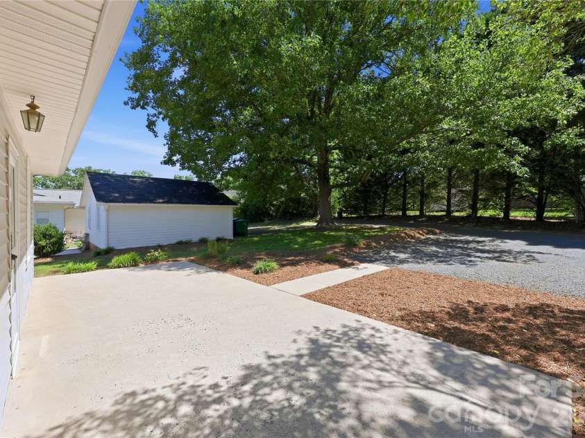 812 4th Street, Albemarle, NC 28001.  MLS# CAR4389806, YatesRealty ID 27748. Oversized Back Patio