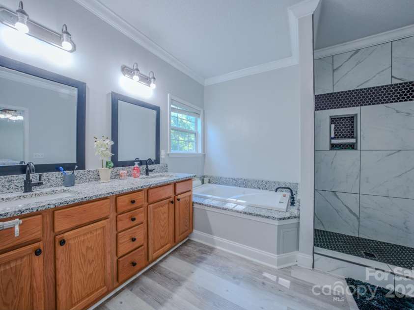 27 Garland Ball Drive, Alexander, NC 28701.  MLS# CAR4251510, YatesRealty ID 27749. 