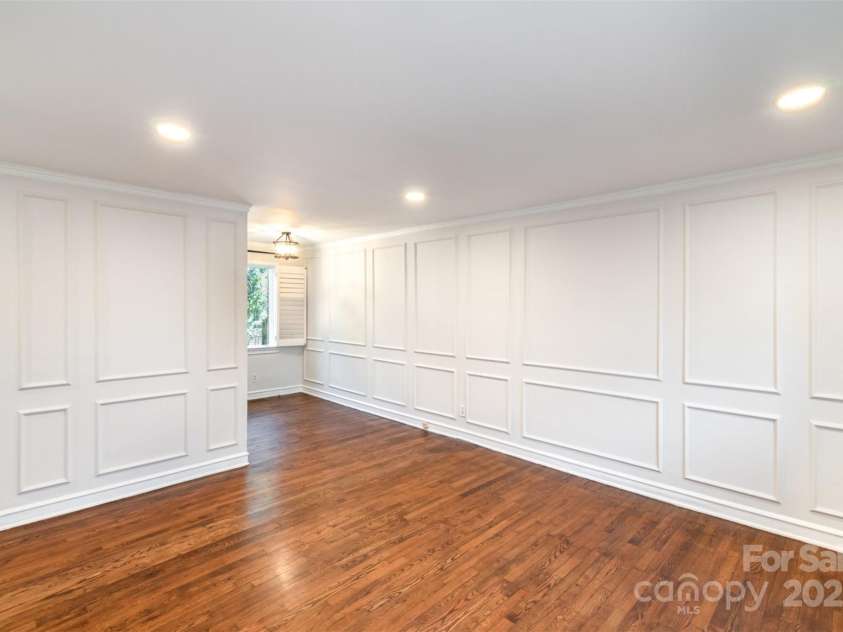 1831 Jameston Drive, Charlotte, NC 28209.  MLS# CAR4230426, YatesRealty ID 2775. 
