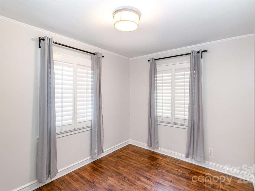 1831 Jameston Drive, Charlotte, NC 28209.  MLS# CAR4230426, YatesRealty ID 2775. Guest bedroom