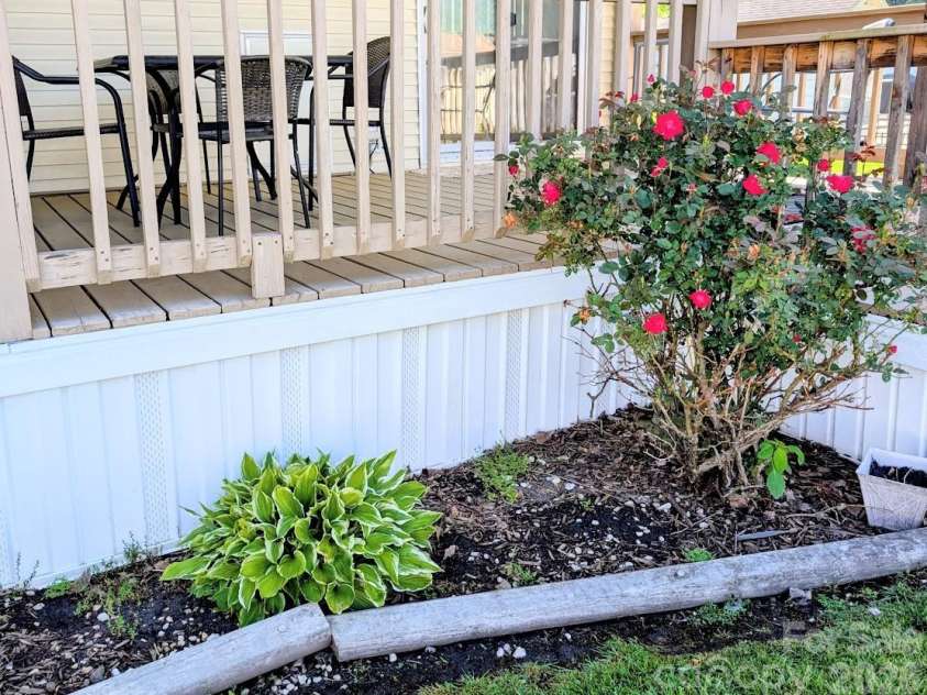 29 Polka Lane, Waynesville, NC 28785.  MLS# CAR4336545, YatesRealty ID 2775. 