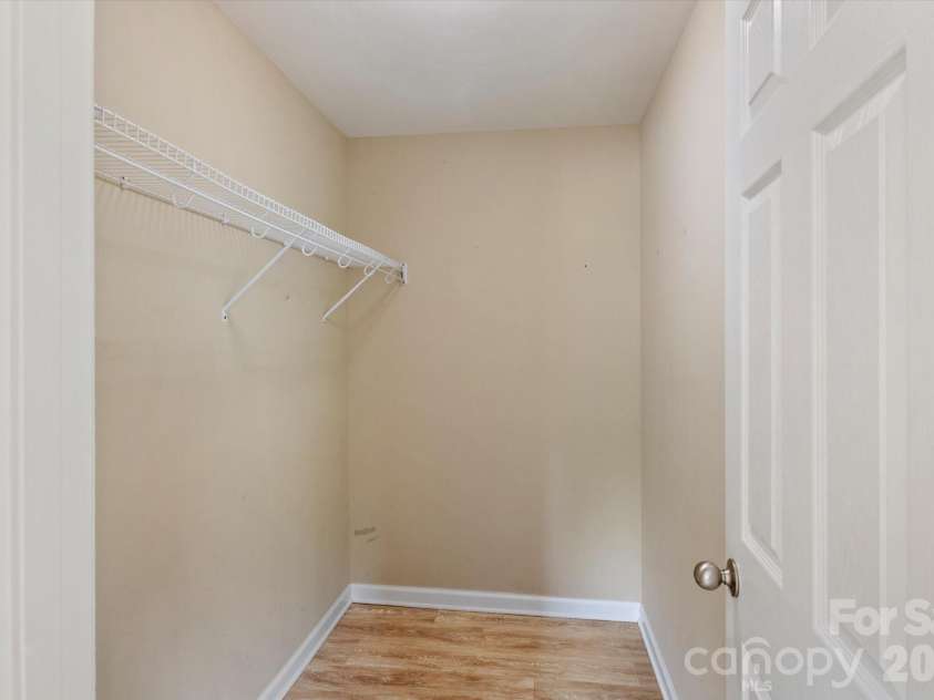 407 Main Street, Brevard, NC 28712.  MLS# CAR4382396, YatesRealty ID 27751. 