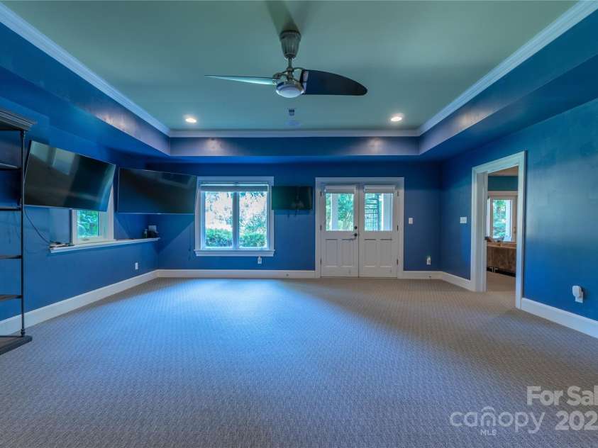 19002 Meta Road, Cornelius, NC 28031.  MLS# CAR4278049, YatesRealty ID 27754. 