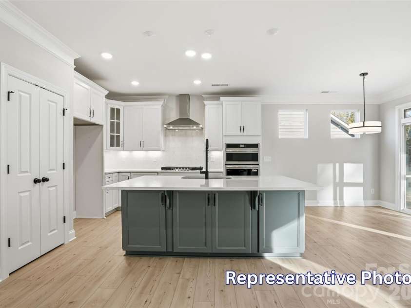 2769 Ashton Park Lane, Monroe, NC 28110.  MLS# CAR4389312, YatesRealty ID 27754. Kitchen