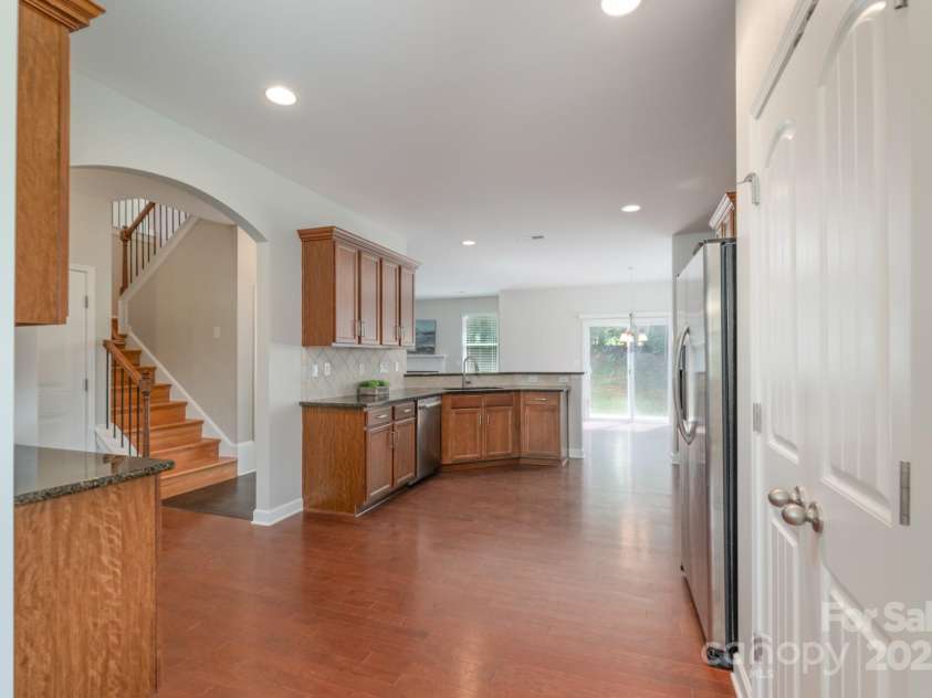 11922 Kimberfield Road, Matthews, NC 28105.  MLS# CAR4269603, YatesRealty ID 27755. 