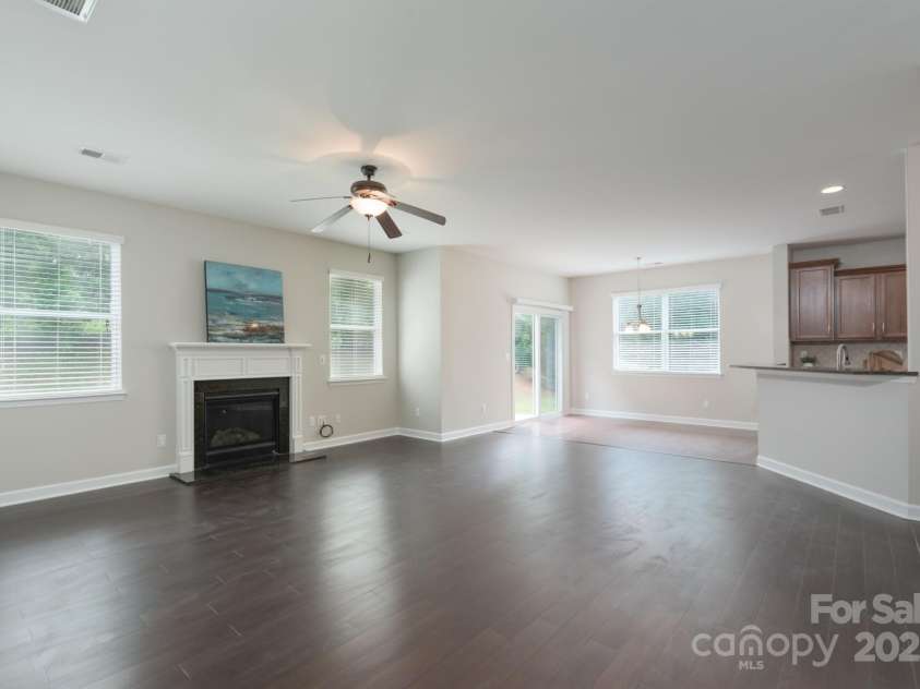 11922 Kimberfield Road, Matthews, NC 28105.  MLS# CAR4269603, YatesRealty ID 27755. 