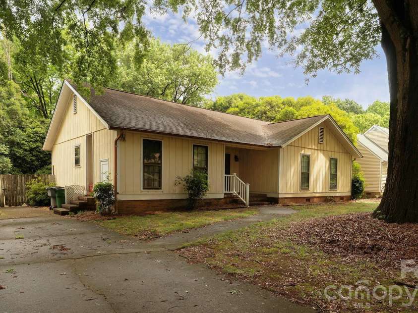 1141 Cameo Court, Charlotte, NC 28270.  MLS# CAR4389403, YatesRealty ID 27756. 