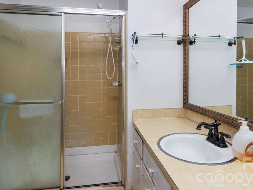 1141 Cameo Court, Charlotte, NC 28270.  MLS# CAR4389403, YatesRealty ID 27756. 